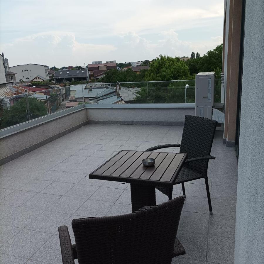 Hotel Excellence Бухарест Экстерьер фото